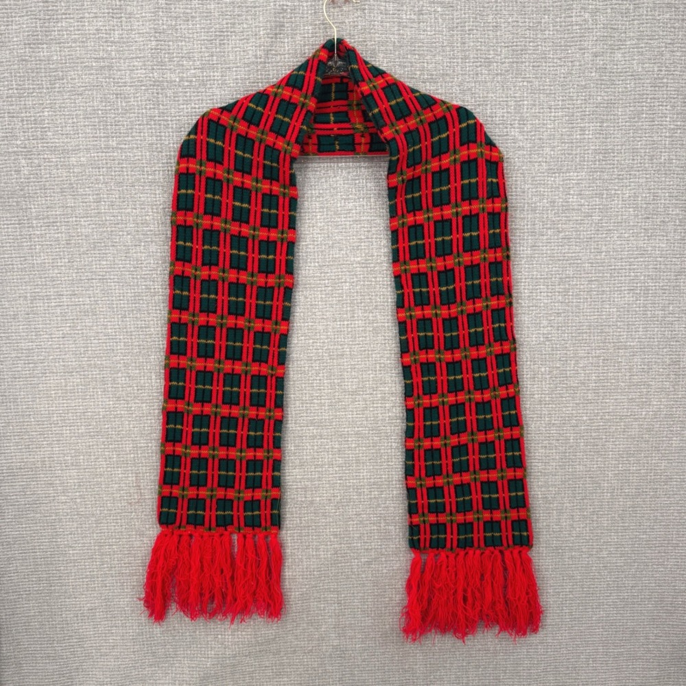 Vtg Plaid Knit Fringed Scarf Unisex OS Red Green Tartan Holiday